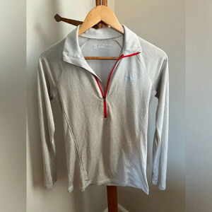 Women’s XS Under Armour Grey Heat Gear 1/4 Zip Long Sleeve Activewear Top